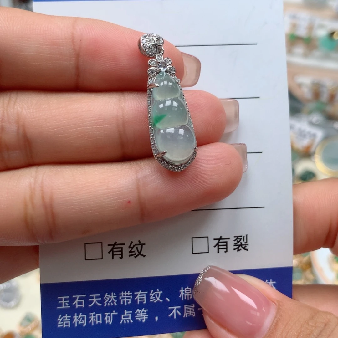 颈饰银S925镶嵌翡翠