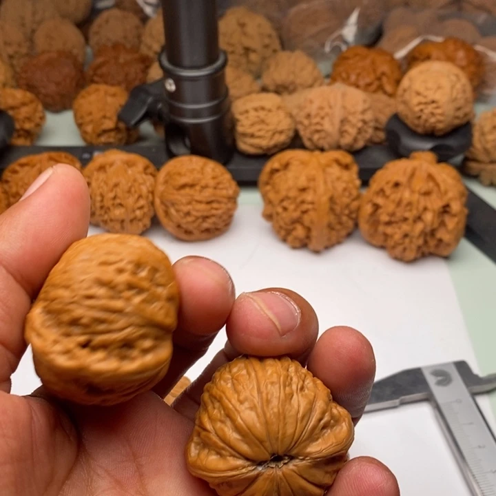 D***崔吊坠文玩核桃，111111