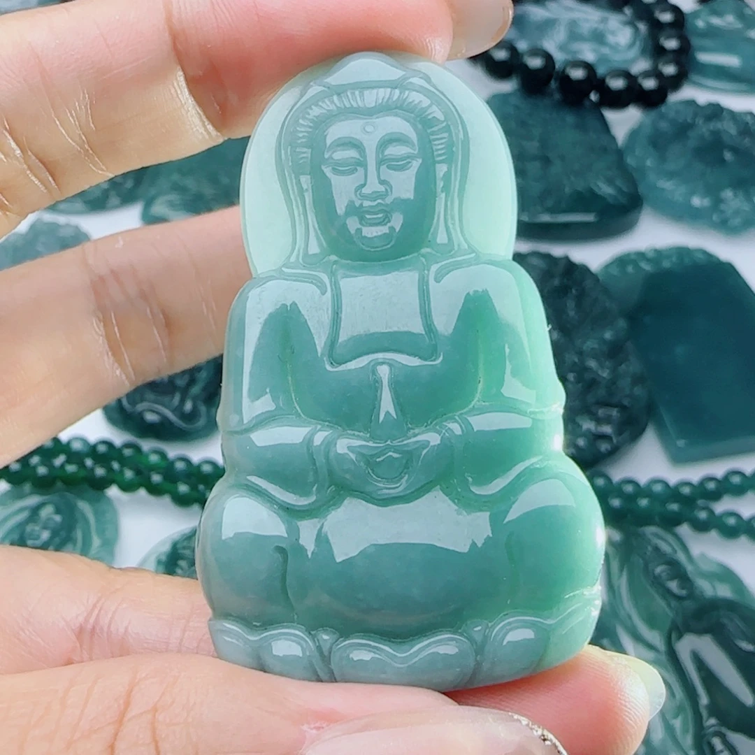 颈饰未镶嵌翡翠多样性发货天然的A货翡翠