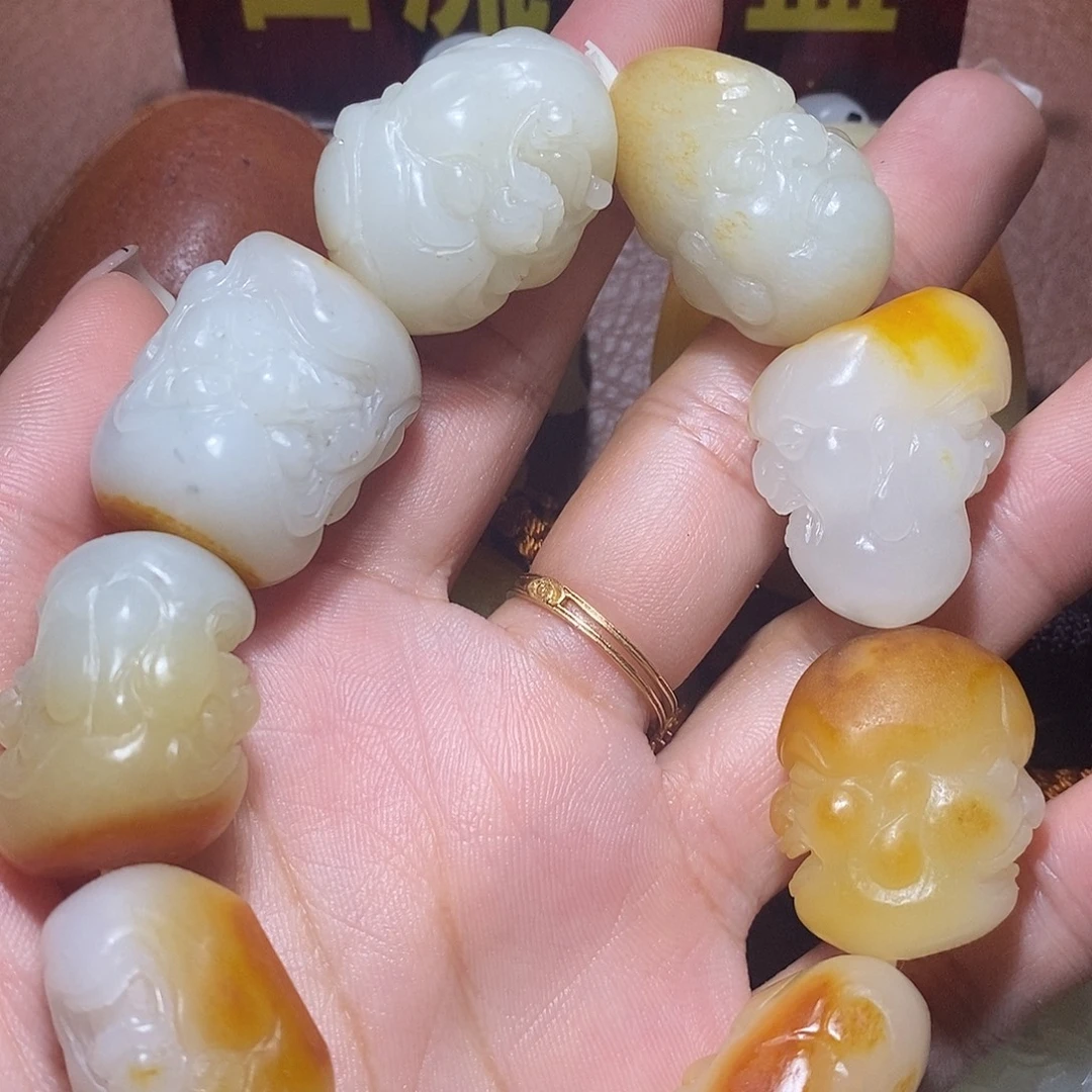 爱***华和田玉未镶嵌挂件