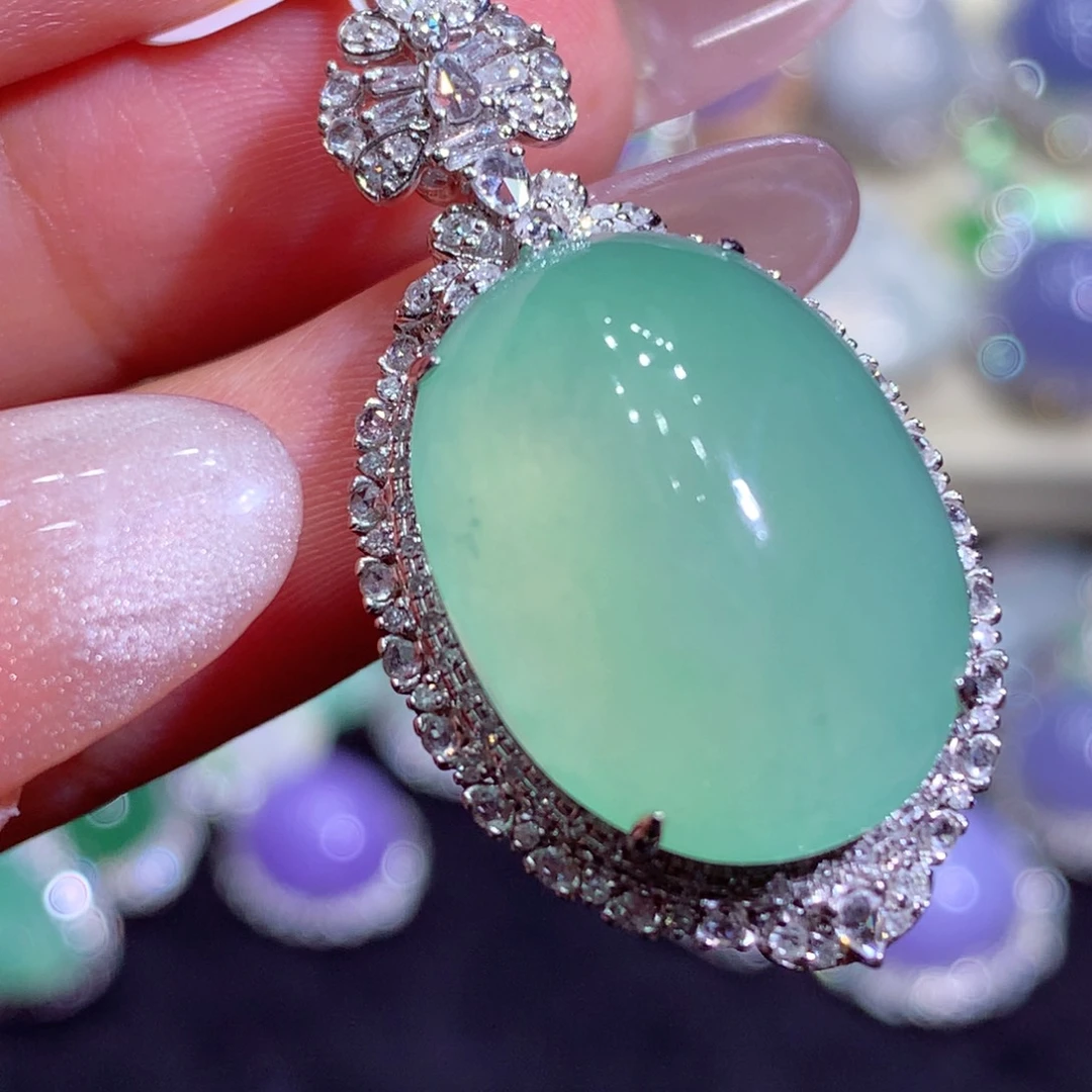 吊坠(不含链)18K金镶嵌翡翠