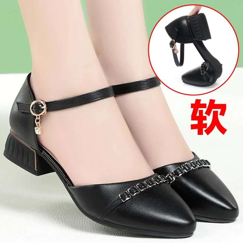 妈妈鞋凉鞋低跟真皮包头女鞋不累脚尖头中年春夏款女士一字扣皮鞋