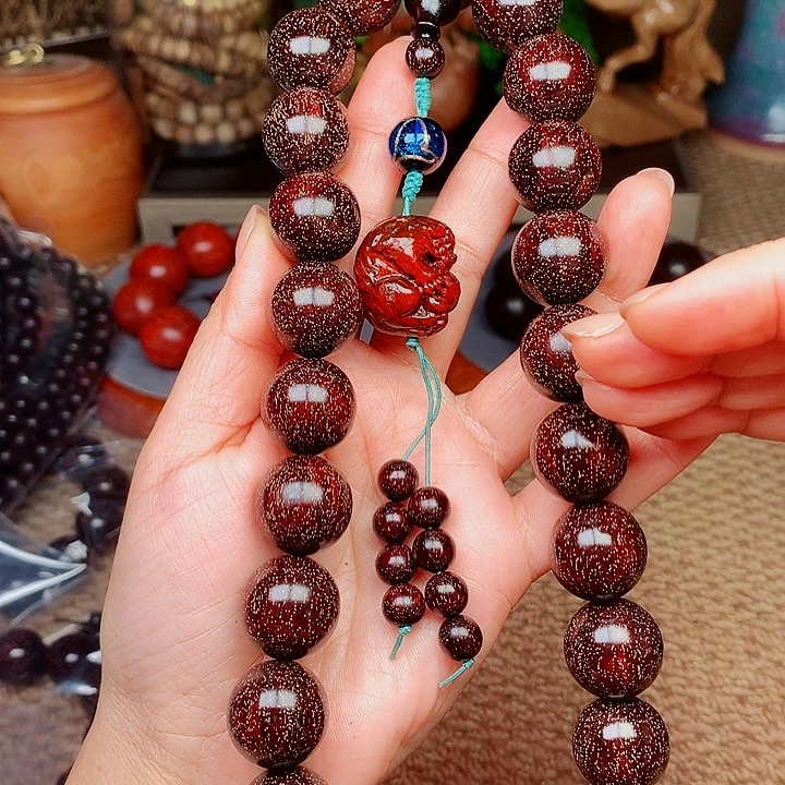 檀香紫檀（小叶紫檀）桃1.8手持