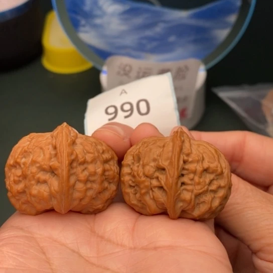 文玩核桃把件39玉枕元宝990