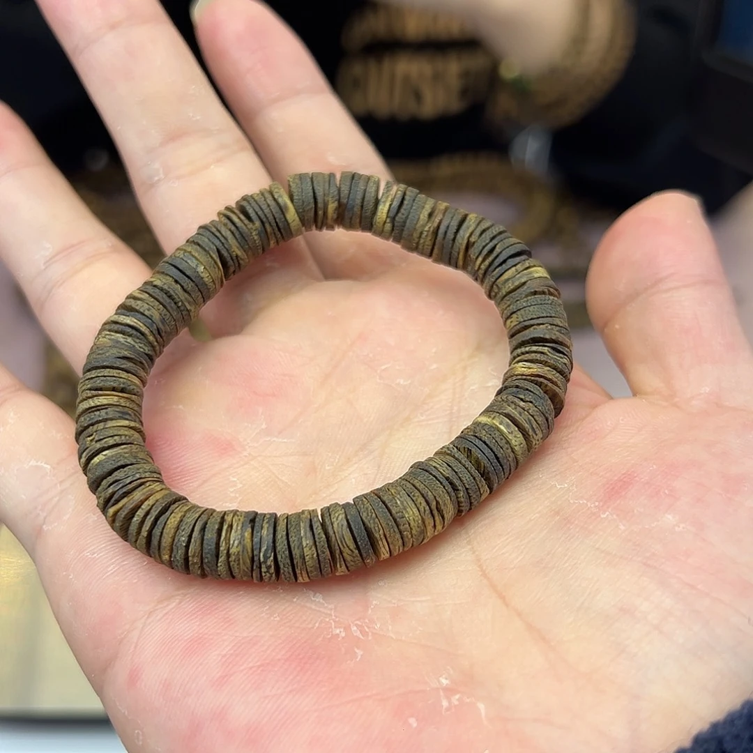 沉香碎屑沉香0.8规格沉水片片9克