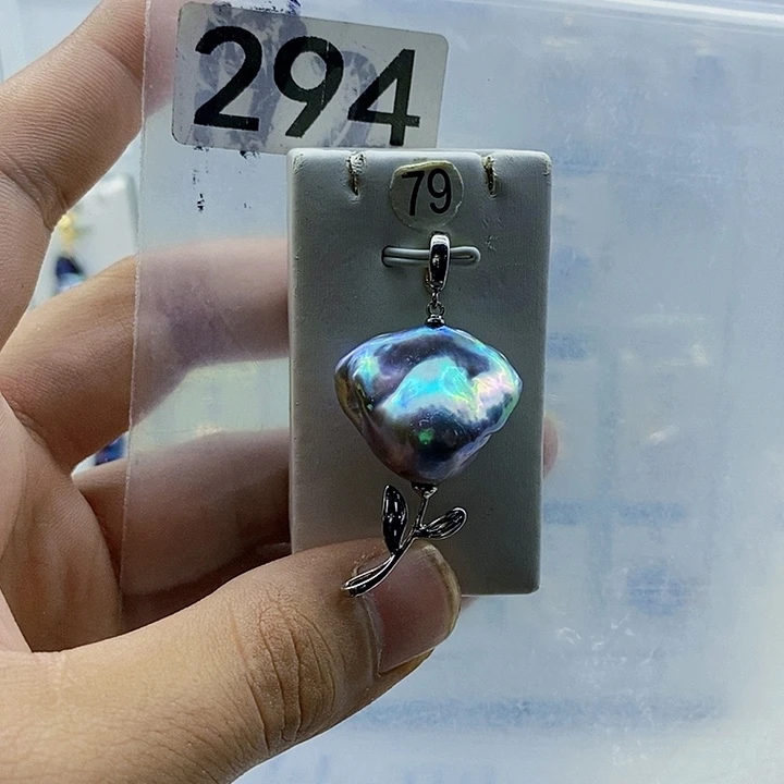 淡水珍珠颈饰合金