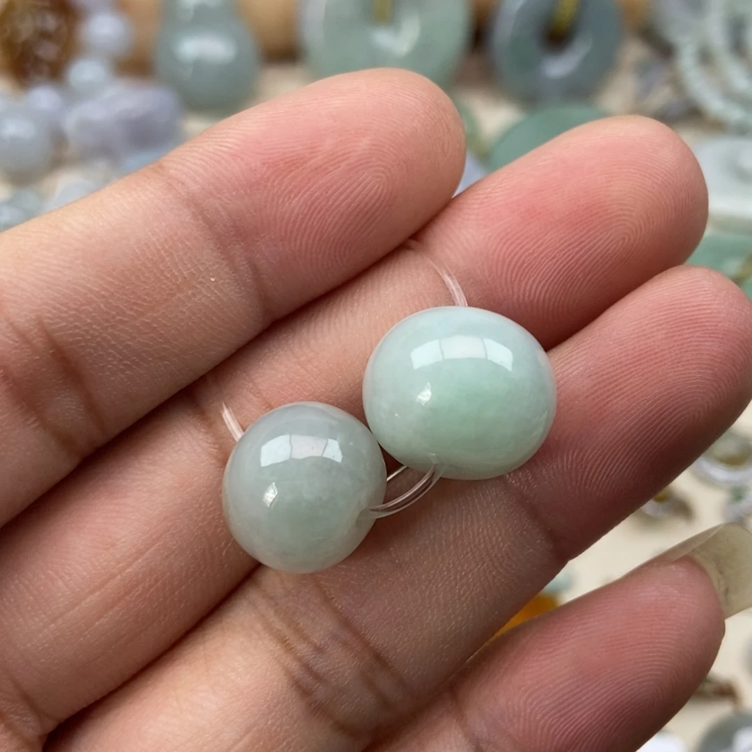 翡翠未镶嵌颈饰13