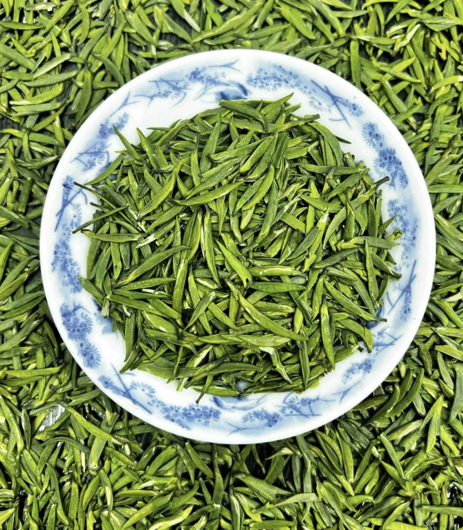 2025新茶 头采莲心扁条雀舌