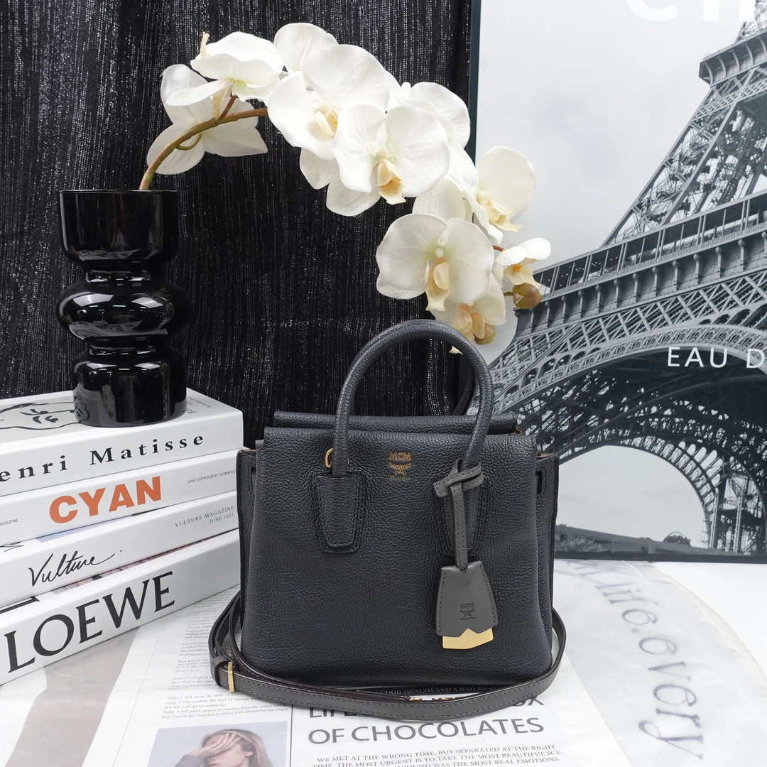 95新 MCM 单肩包/T10221034