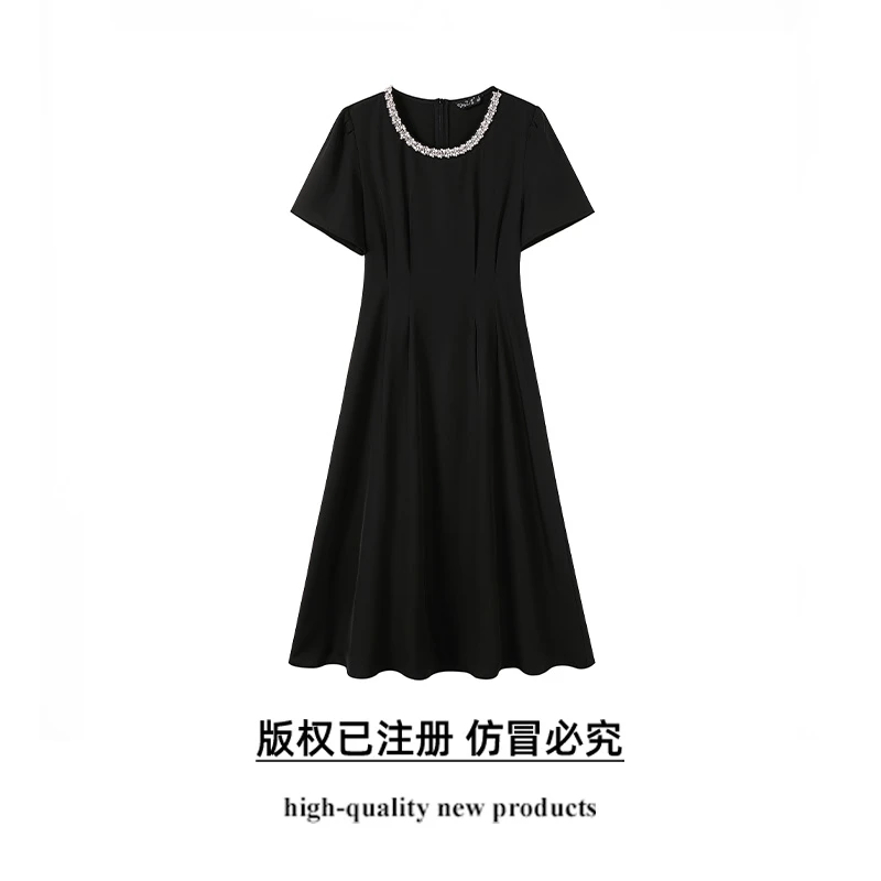 奢姿大码女装2025夏季时尚减龄圆领裙子胖妹妹气质钉珠装饰连衣裙