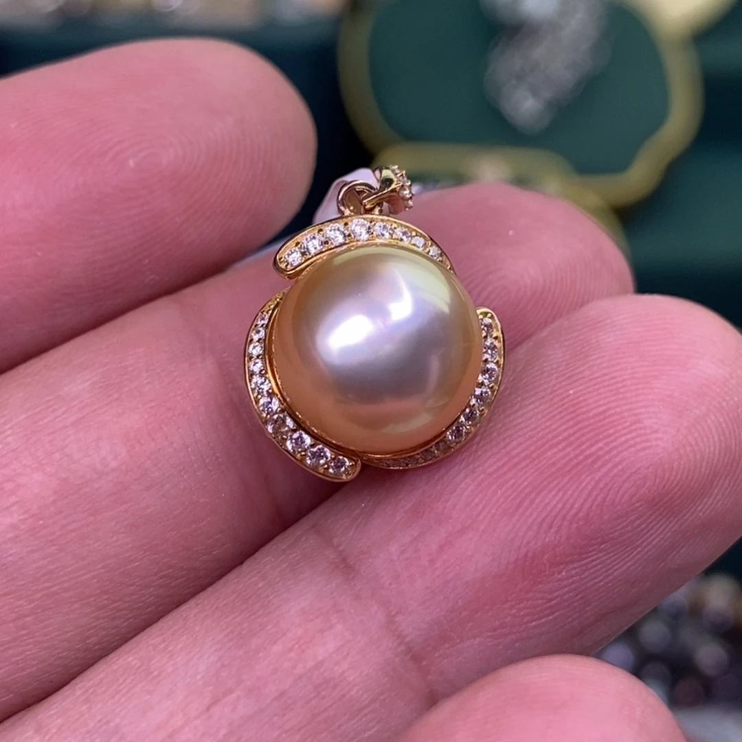 颈饰银S925镶嵌海水珍珠