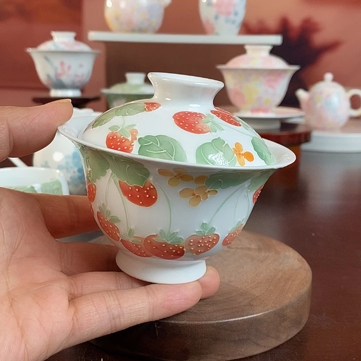 草莓盖碗釉下手绘高温