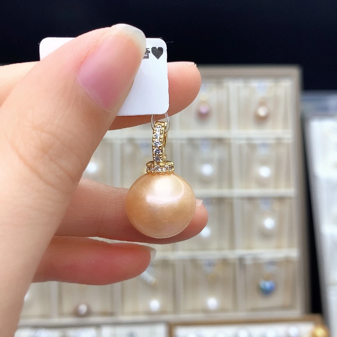 淡水珍珠合金颈饰