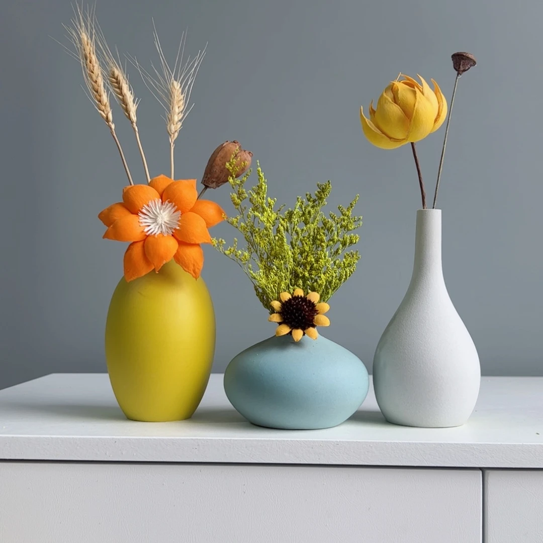 摆件陶瓷小花瓶摆件含花总高约20-30cm