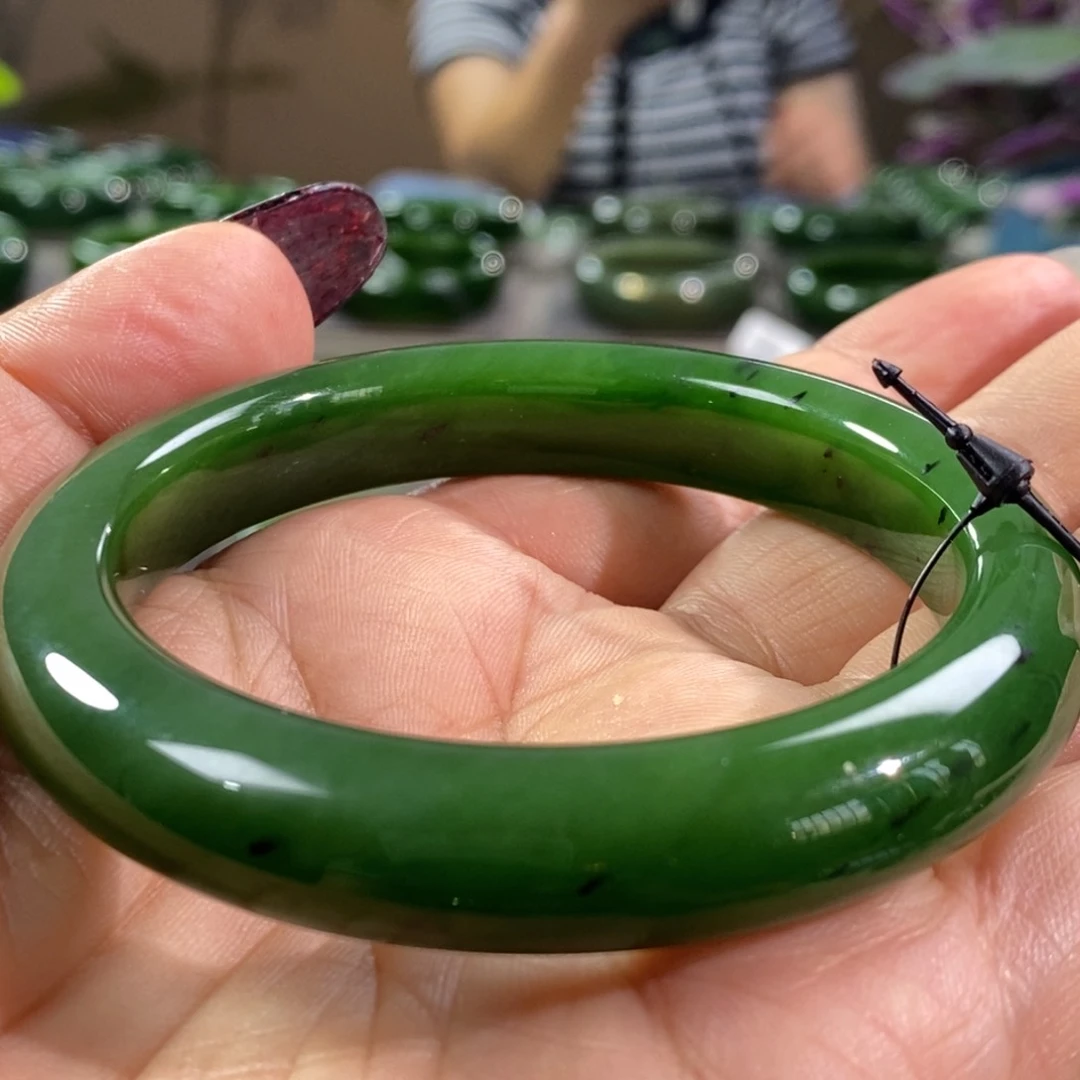 和田玉（碧玉）手镯未镶嵌