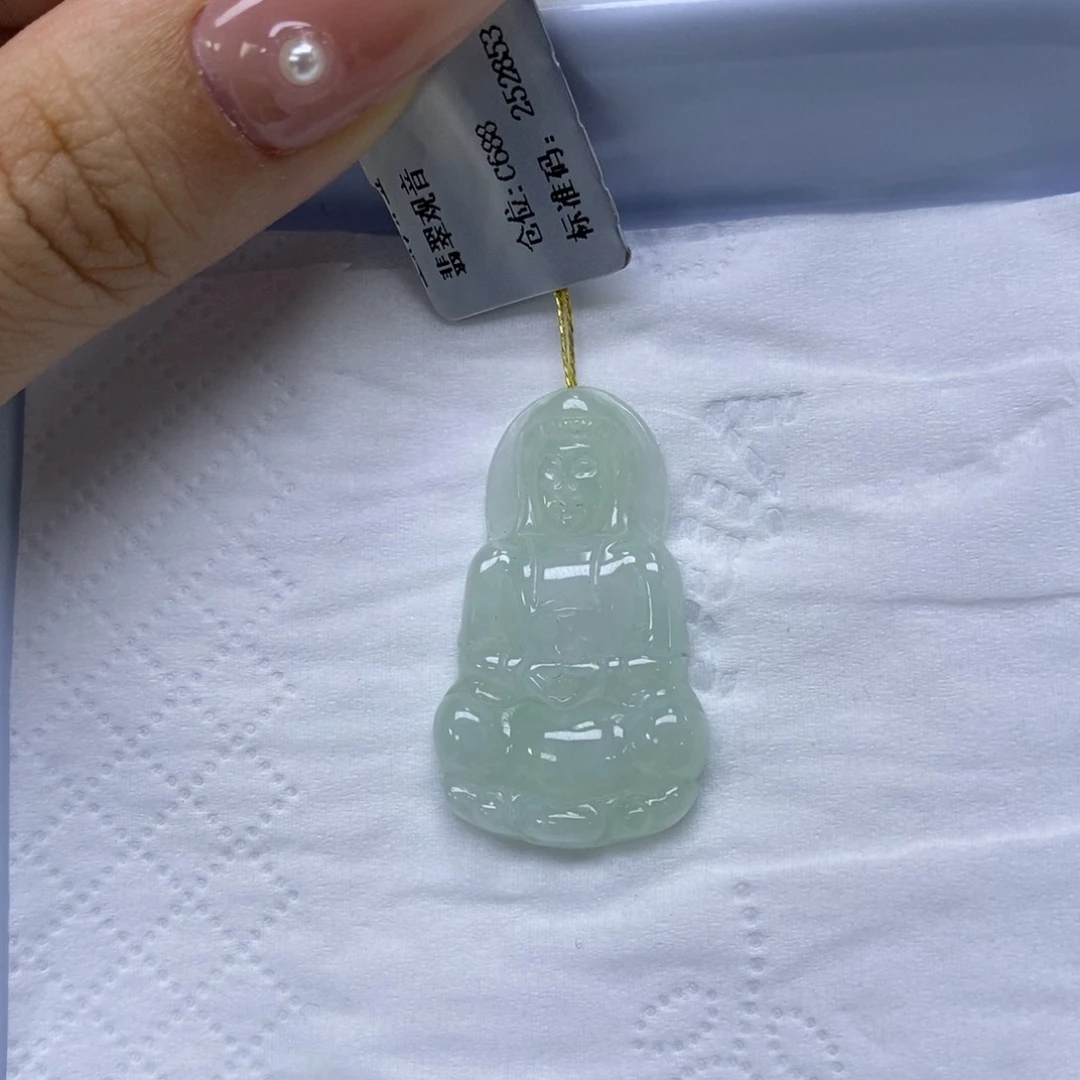 颈饰未镶嵌翡翠小观音