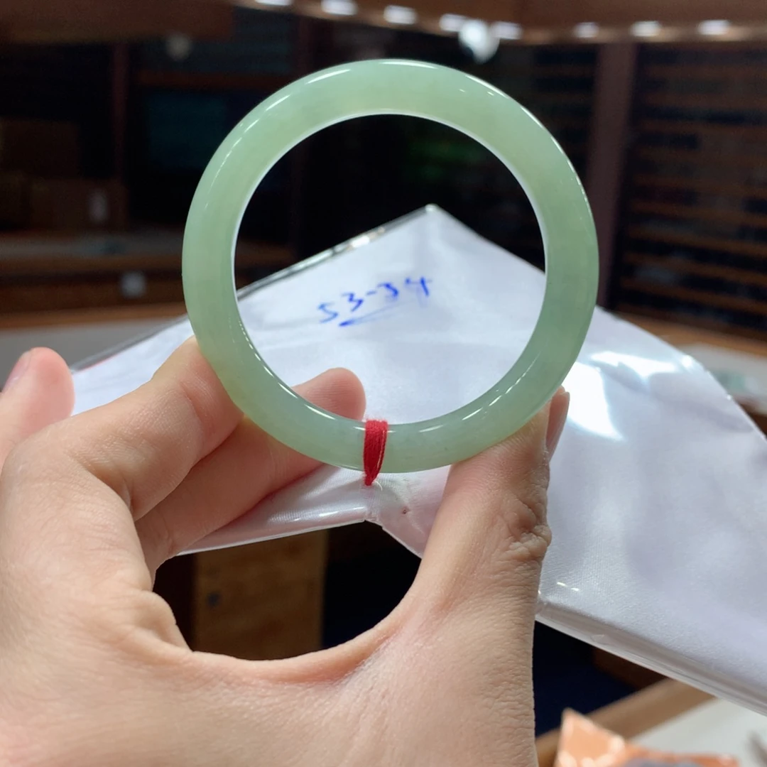 翡翠手镯未镶嵌买断