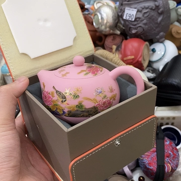 陶瓷艺术品及陶瓷制品
