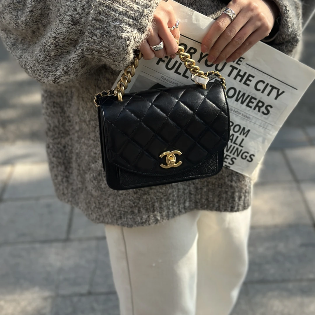95新 Chanel/香奈儿 YUMU中古/Chanel黑金孟买风琴斜挎包