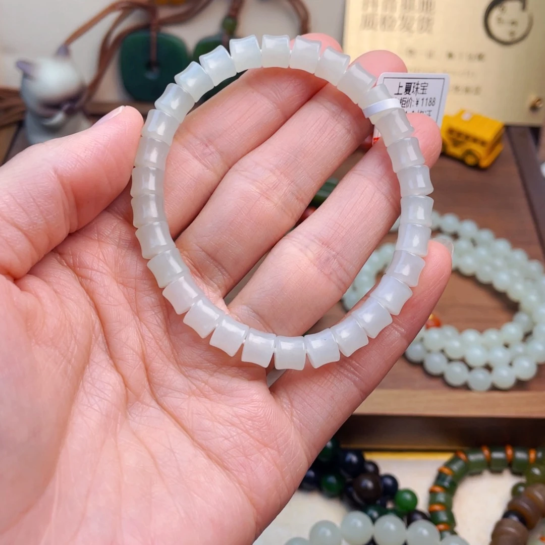 未镶嵌手链和田玉