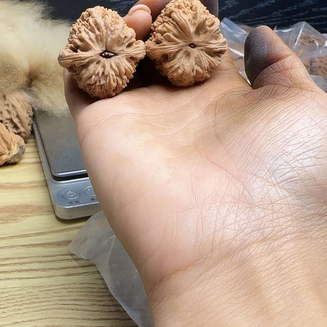 夜***江吊坠桃核核桃核桃