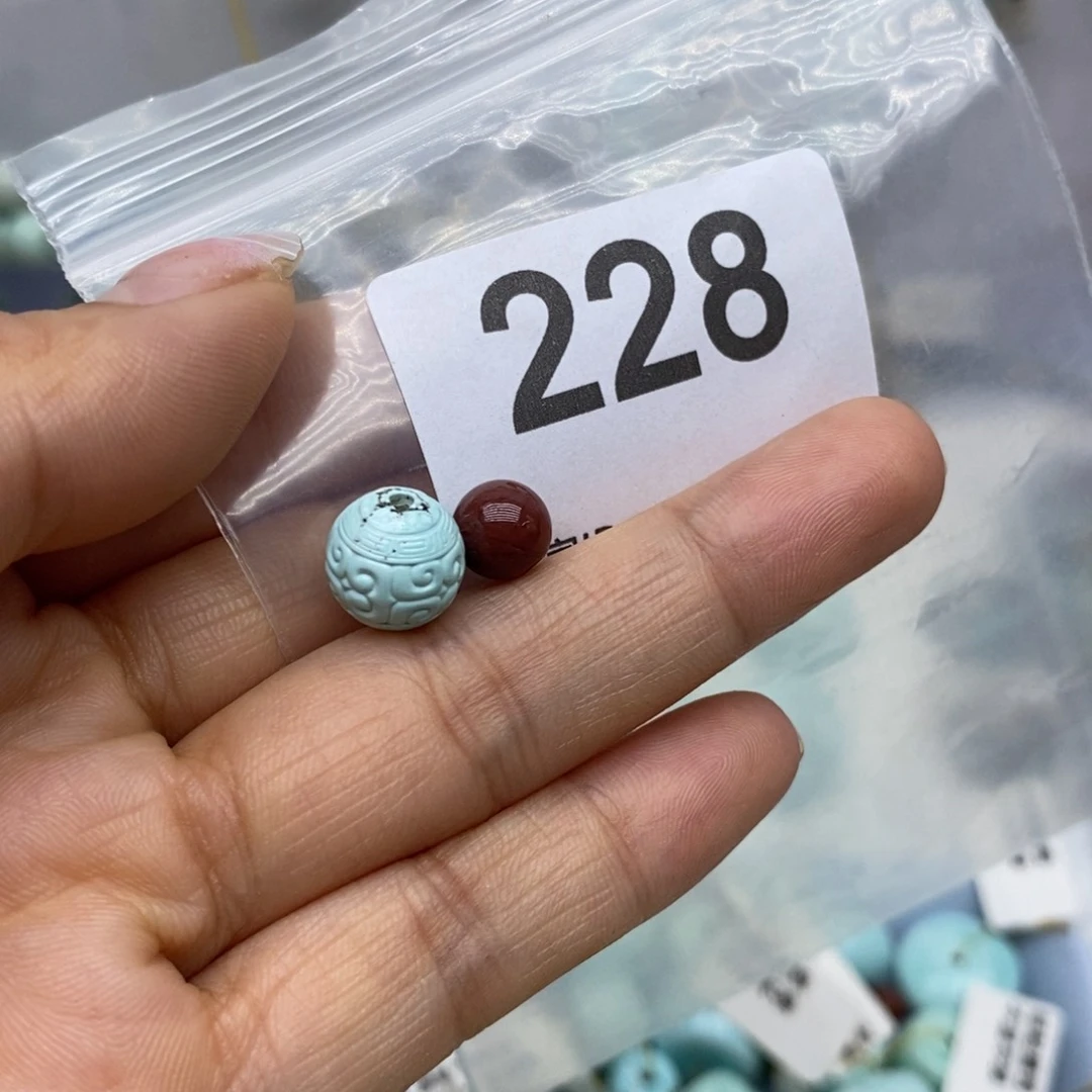 未镶嵌南红玛瑙珠宝奇石
