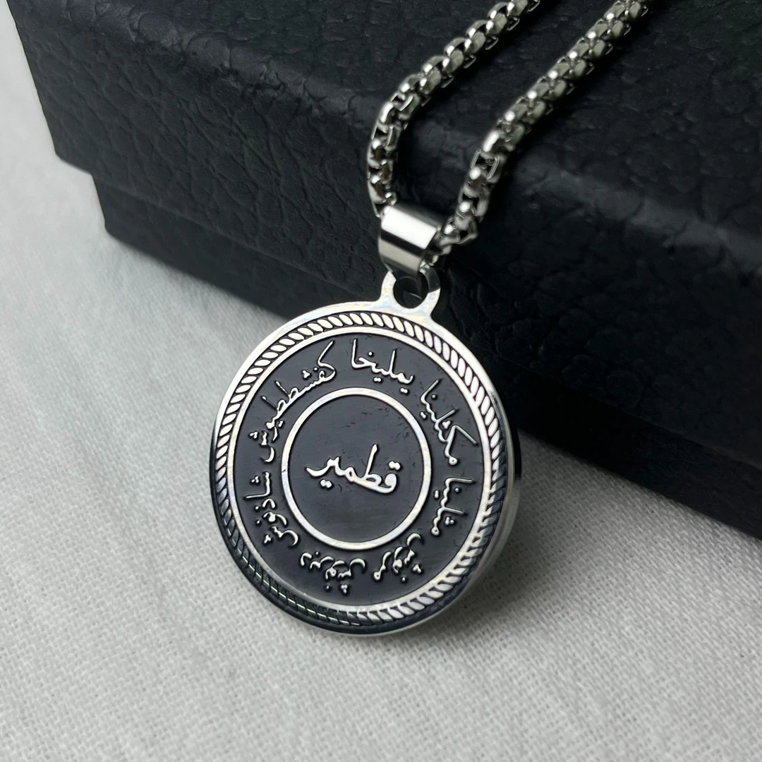 钛钢吊坠 七人一狗不锈钢项链七眠子挂饰吊坠激光雕刻民族风饰品