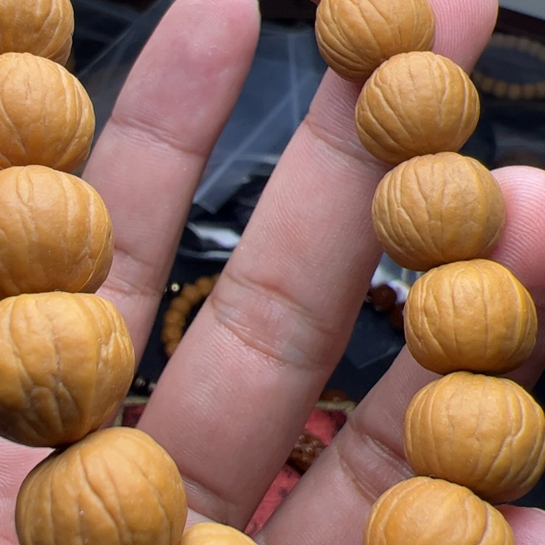 大***米吊坠猴头核桃拖拉机