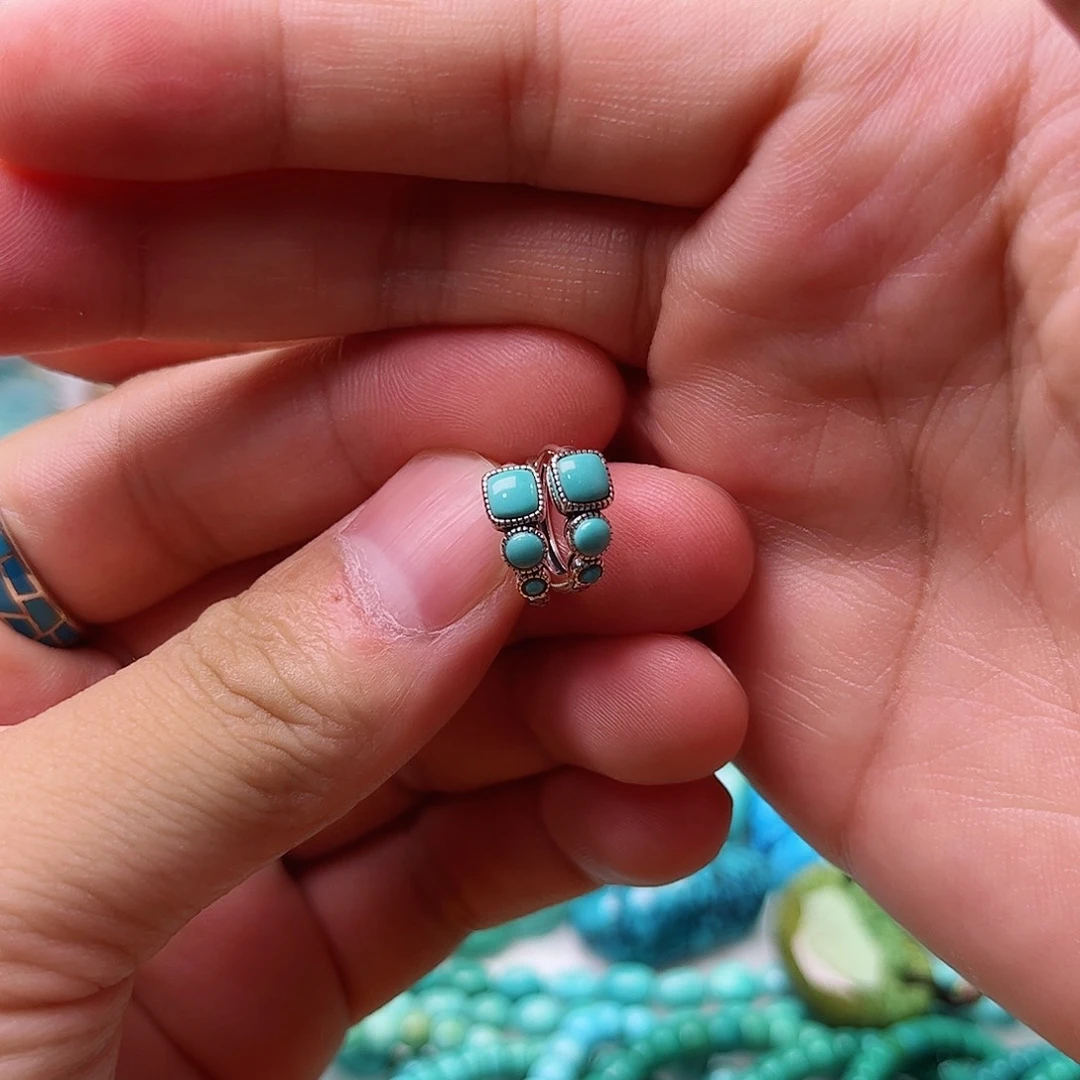 未镶嵌绿松石珠宝奇石