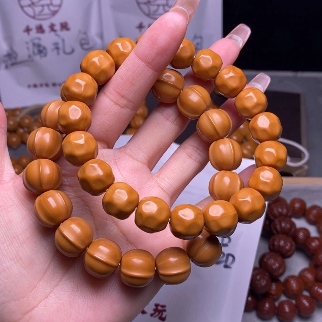 手串文玩核桃鲨鱼奶酪