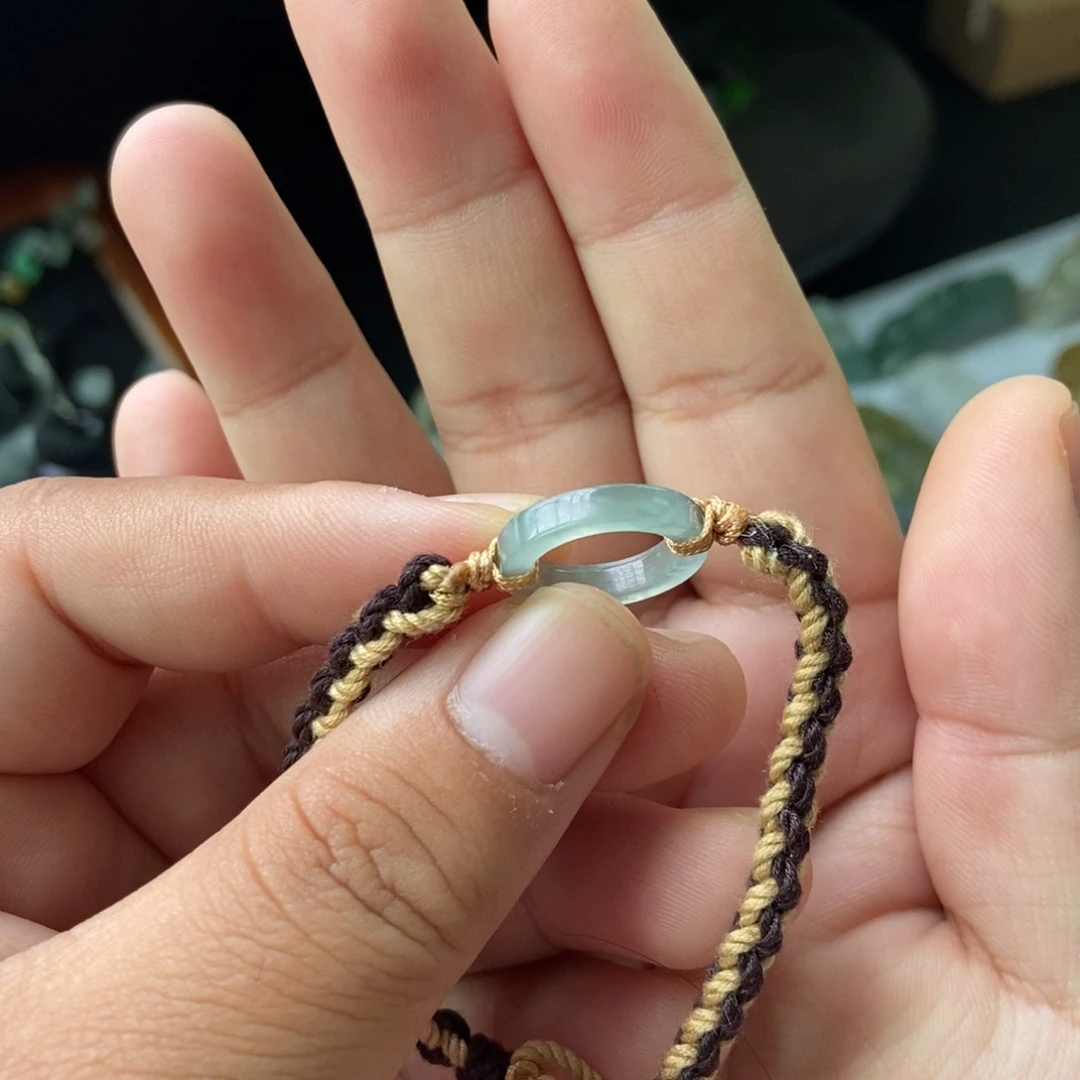 翡翠挂件未镶嵌手绳