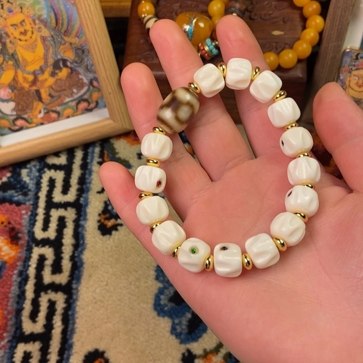 大叶紫檀（黑酸枝木类）怒*