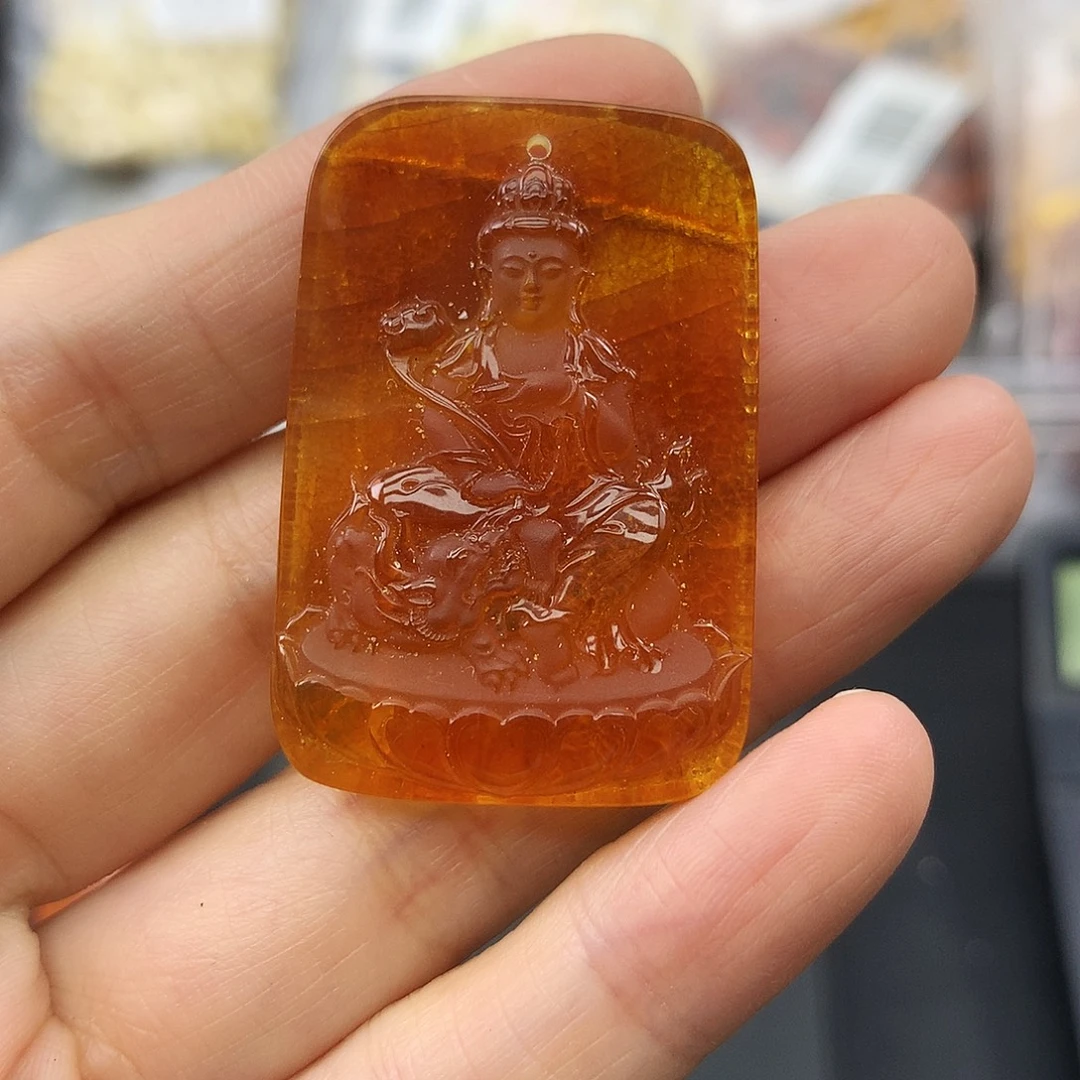 琥珀未镶嵌珠宝奇石
