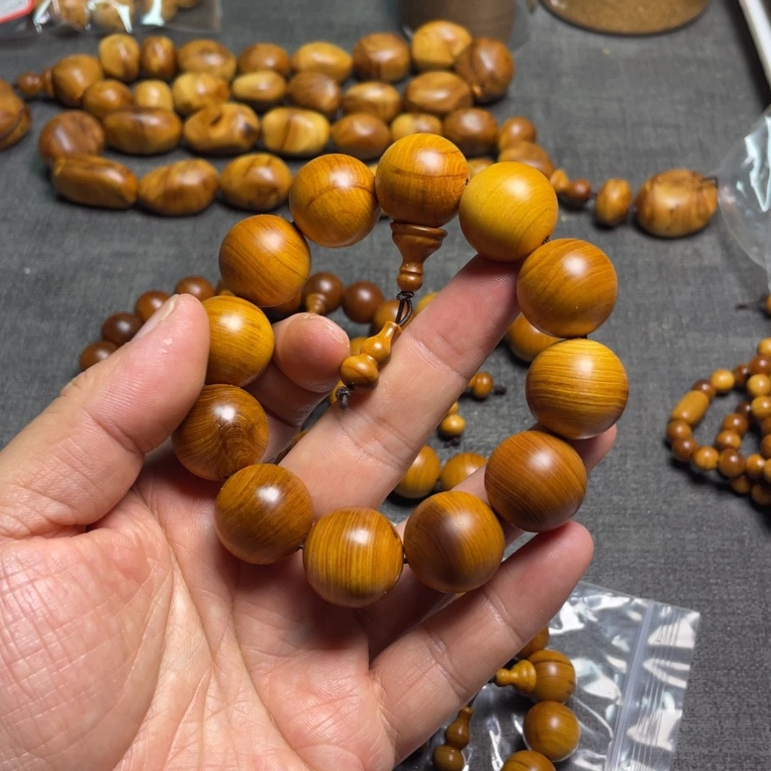 花***语柏木（崖柏）太行2.0干黑油茶料瑕疵