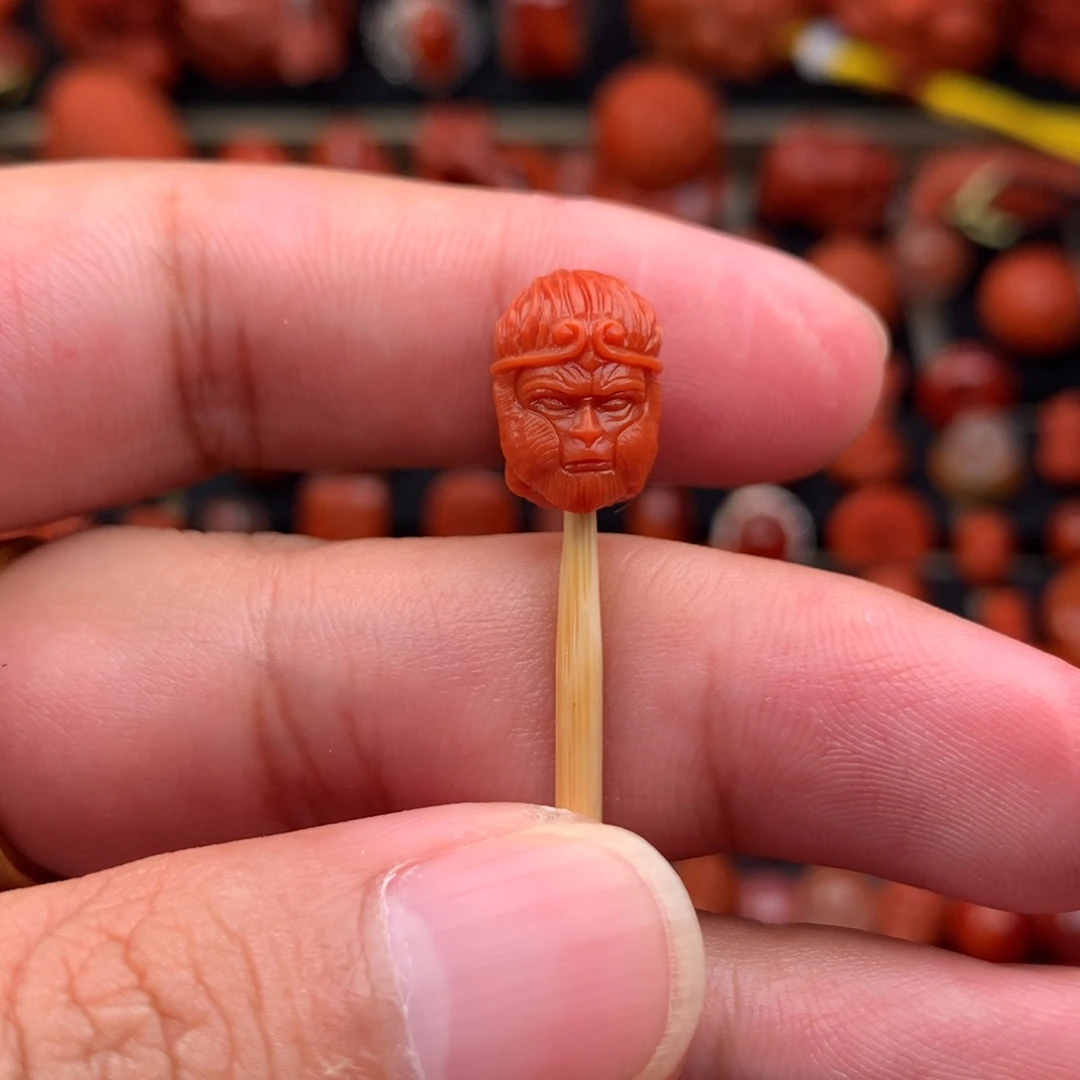 未镶嵌大圣头9+南红玛瑙