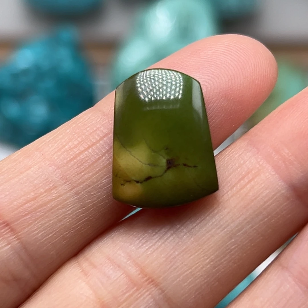 未镶嵌绿松石珠宝奇石