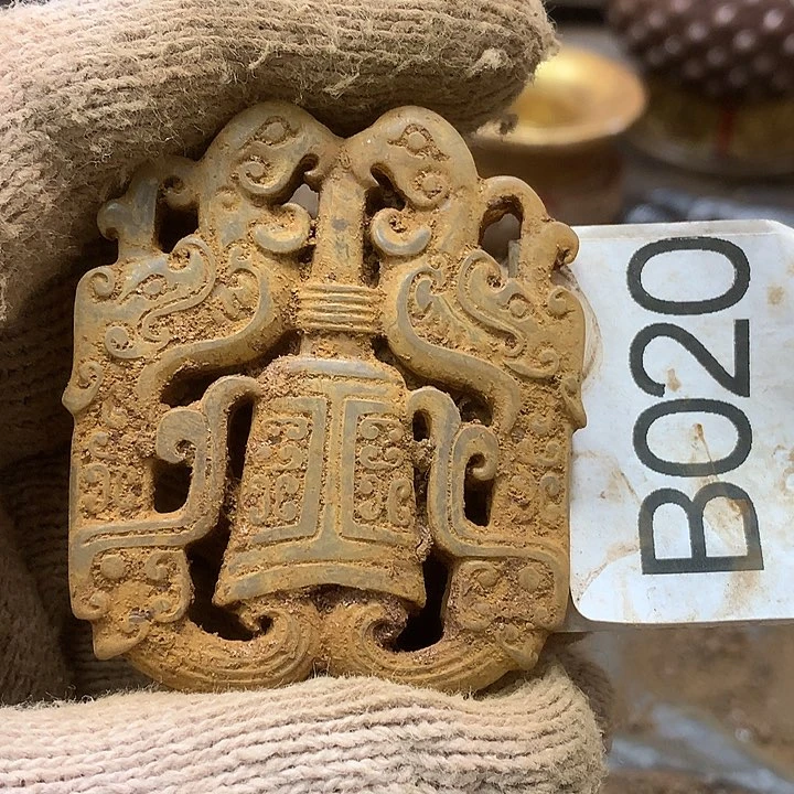 未镶嵌和田玉挂件