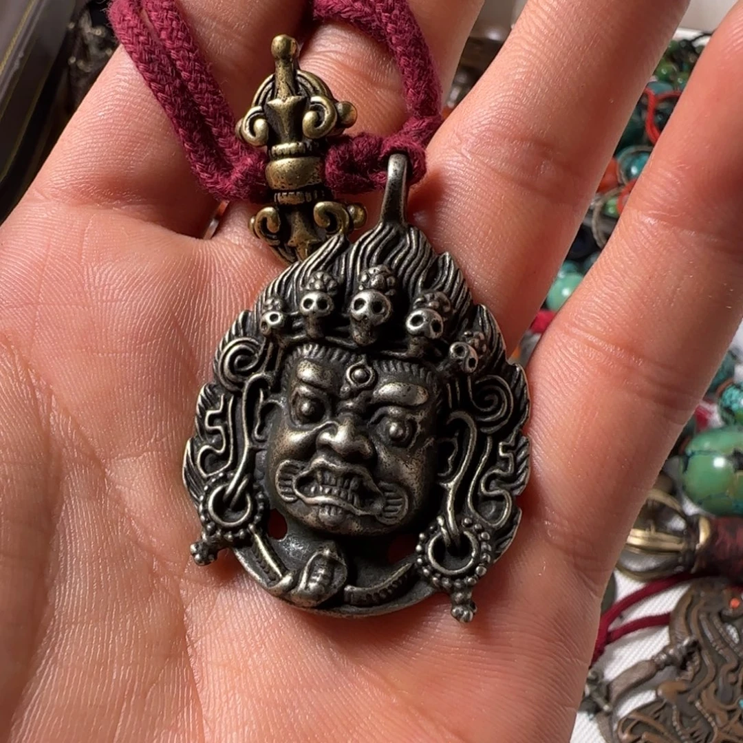 T***n玻璃颈饰啊啊啊啊啊