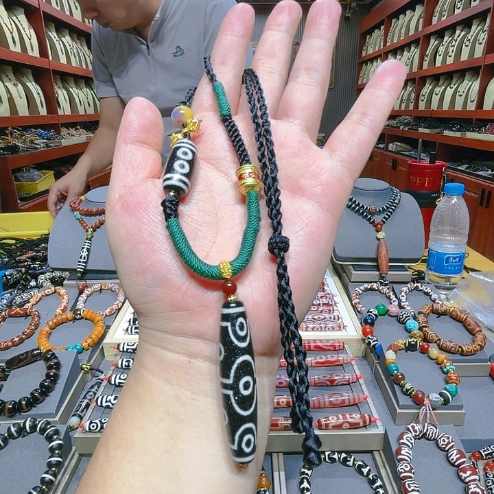 未镶嵌玛瑙/玉髓珠宝奇石