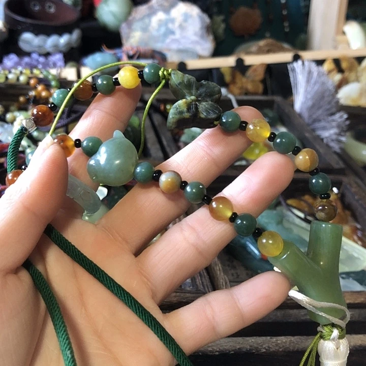 岫玉未镶嵌岫玉挂件