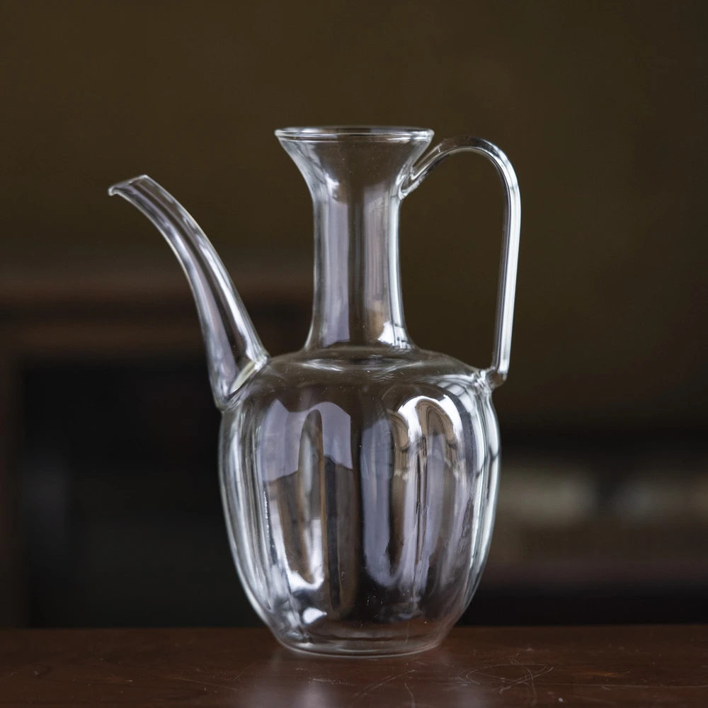 【坐饮亭竹】仿宋手执壶白耐热玻璃（Q1260）