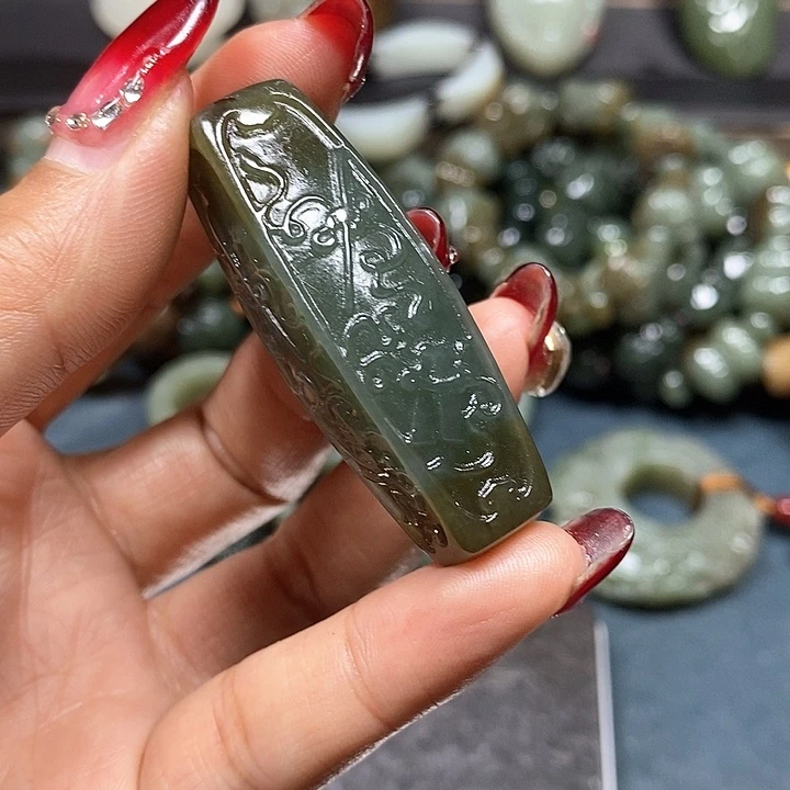 和田玉挂件未镶嵌