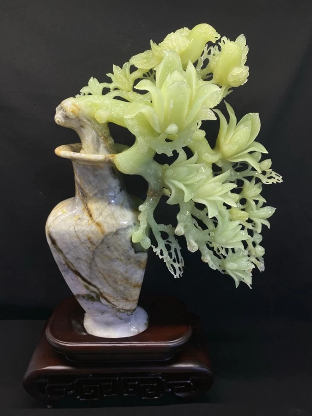 精美家居摆件玉兰富贵