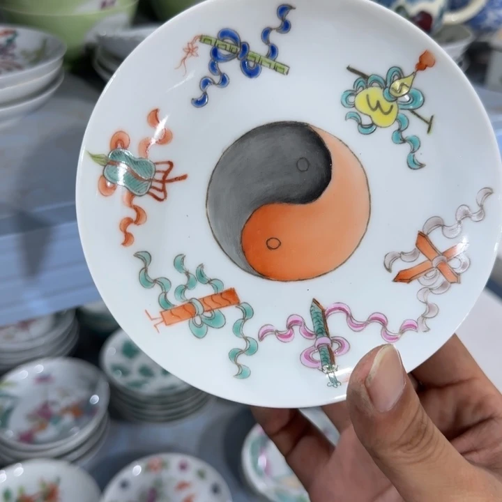 摆件你好点就过来拿钥匙给