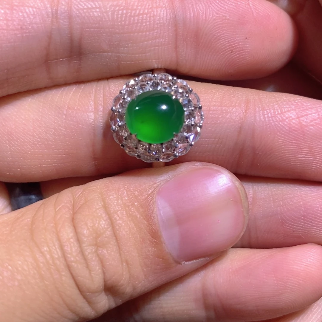 翡翠戒指18K金镶嵌戒指