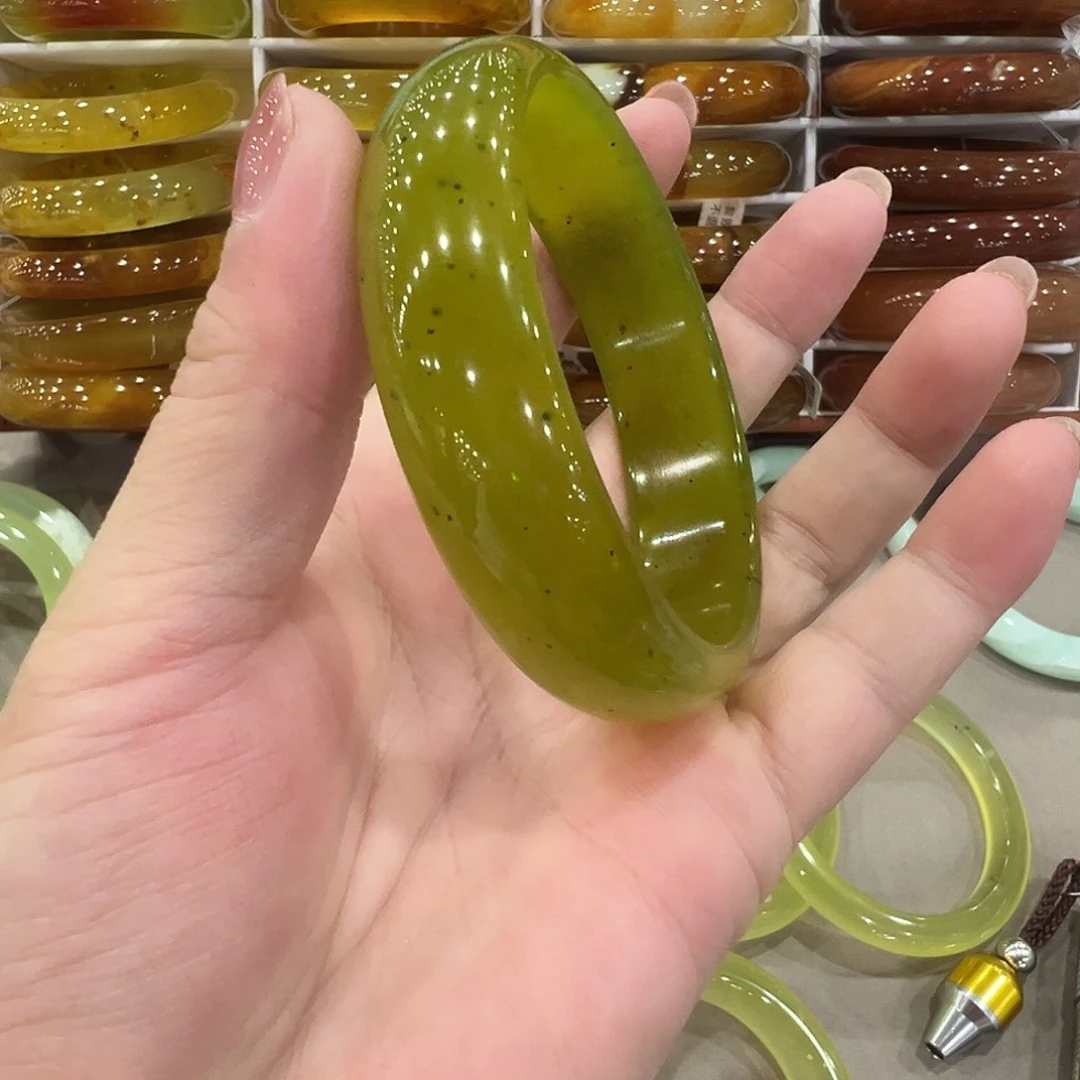未镶嵌蛇纹石玉手镯