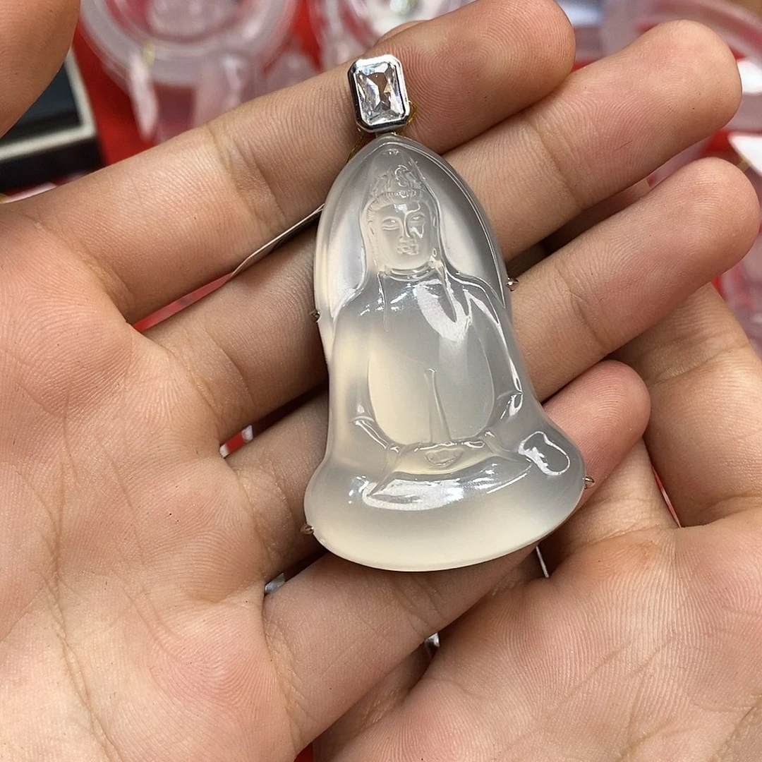 早***圳颈饰银S925镶嵌石英质玉