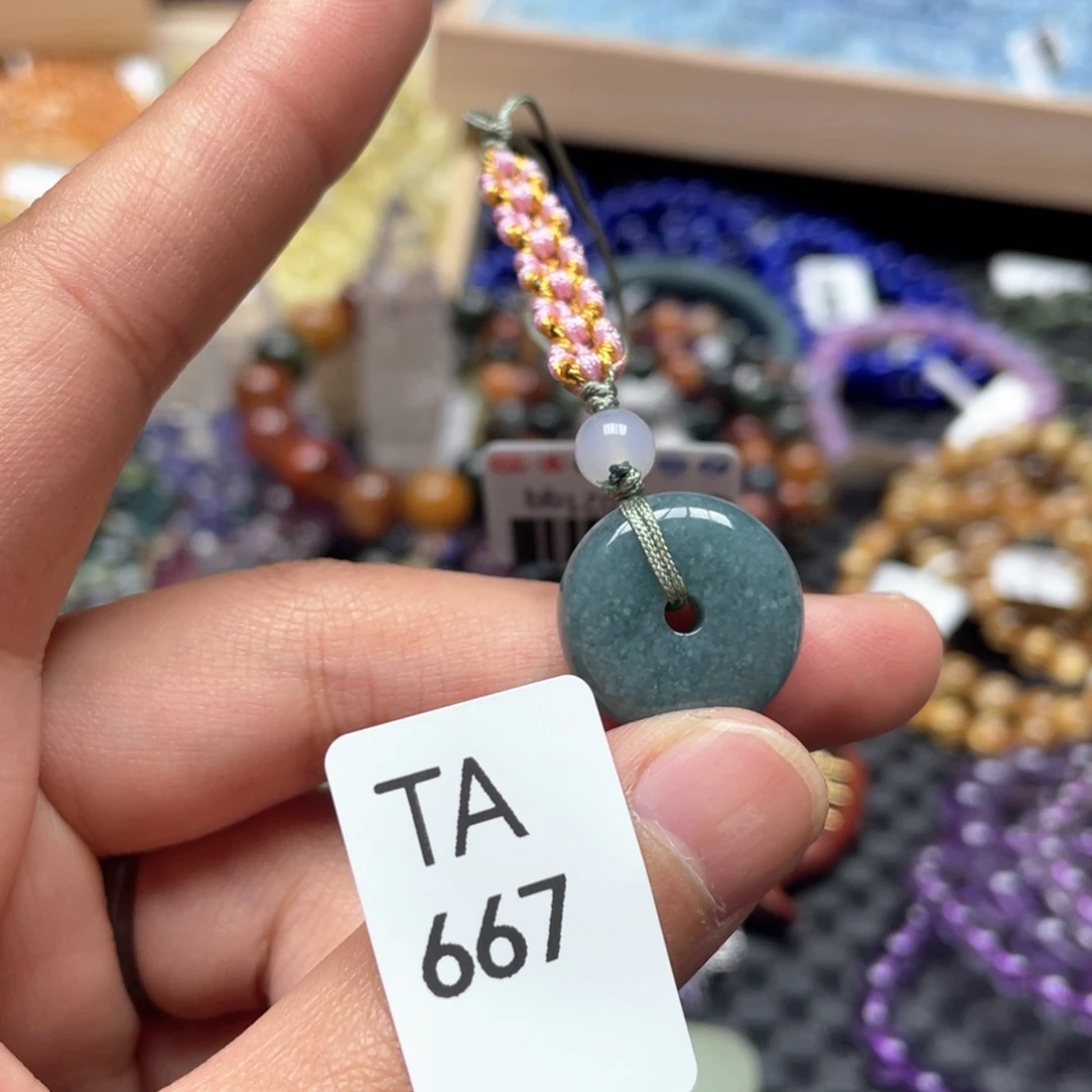 水晶多样性发一只未镶嵌