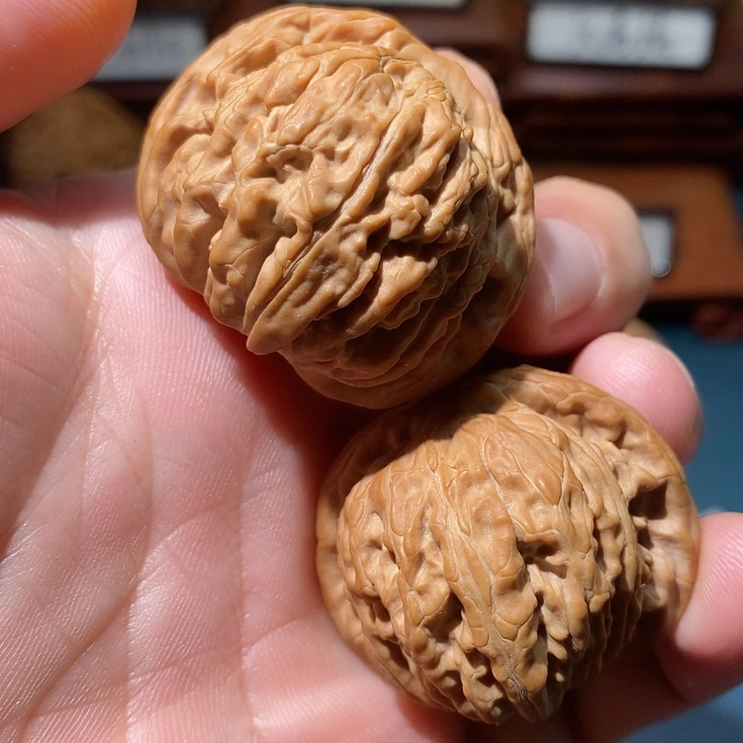 文玩核桃吊坠汉高楼