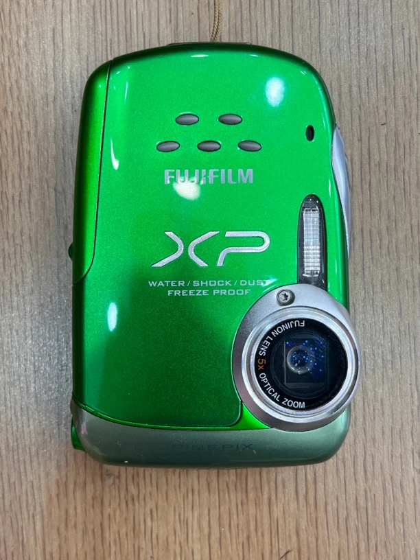 9新 Fujifilm/富士 XP10 二手商品no退换